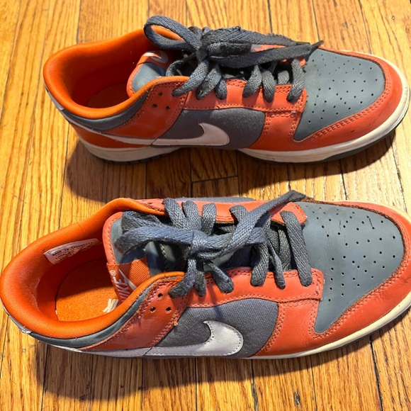 Nike dunks orange and gray - Picture 1 of 4